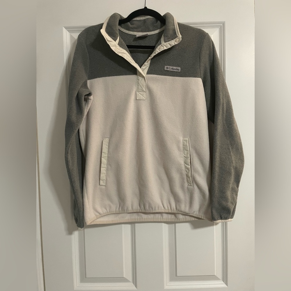 EUC ❄️Columbia Women's Gray and Cream Fleece Pullover❄️Size Medium - Picture 2 of 9